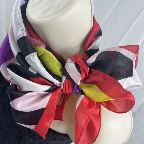 Silk Square Scarf Golden Camel of Shanghai Hand Rolled and Hand Printed Colerful - Picture 3 of 8